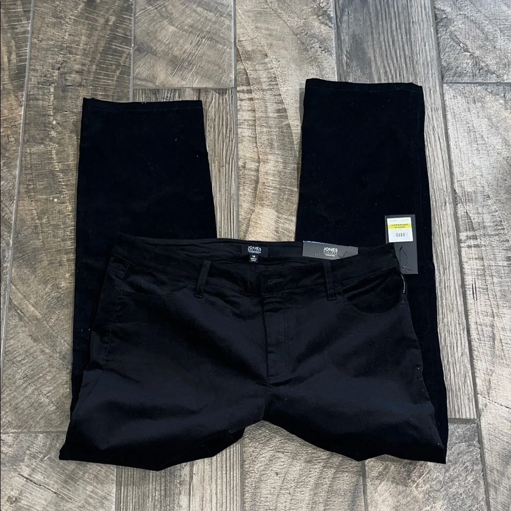 NWT Jones New York “ The Lexington “Black Corduroy Pants